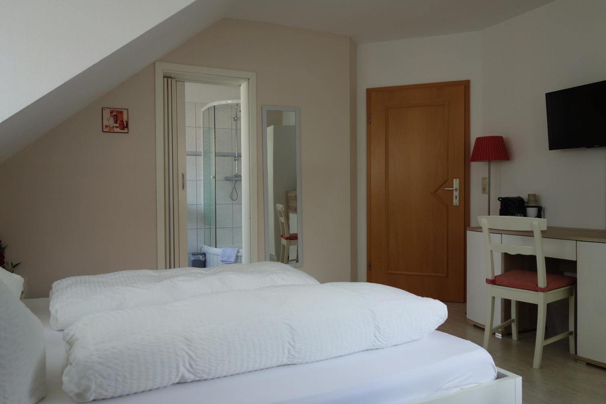 Apartments Und Zimmer Gaestehaus Matthias Drážďany Pokoj fotografie