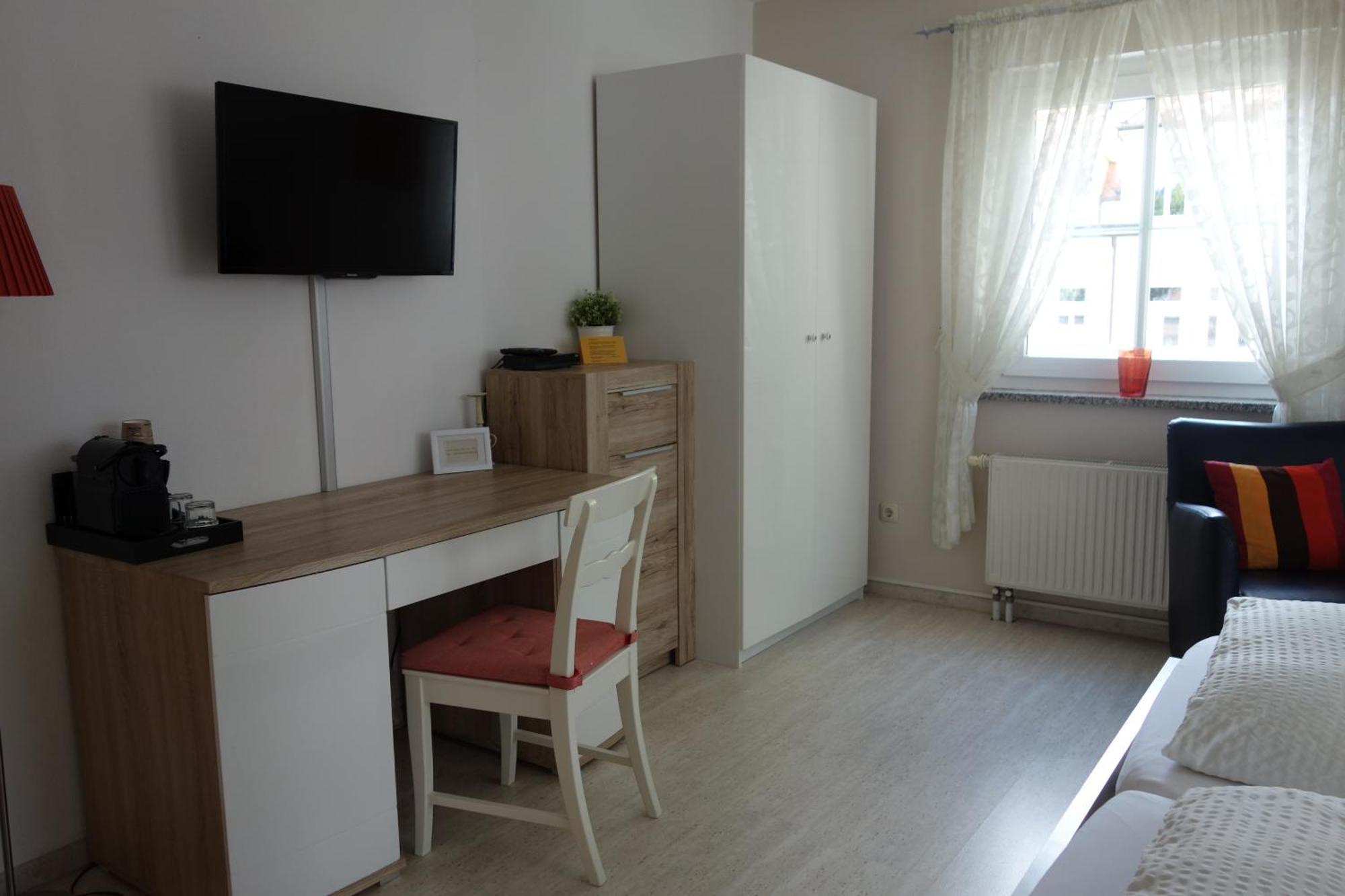 Apartments Und Zimmer Gaestehaus Matthias Drážďany Exteriér fotografie