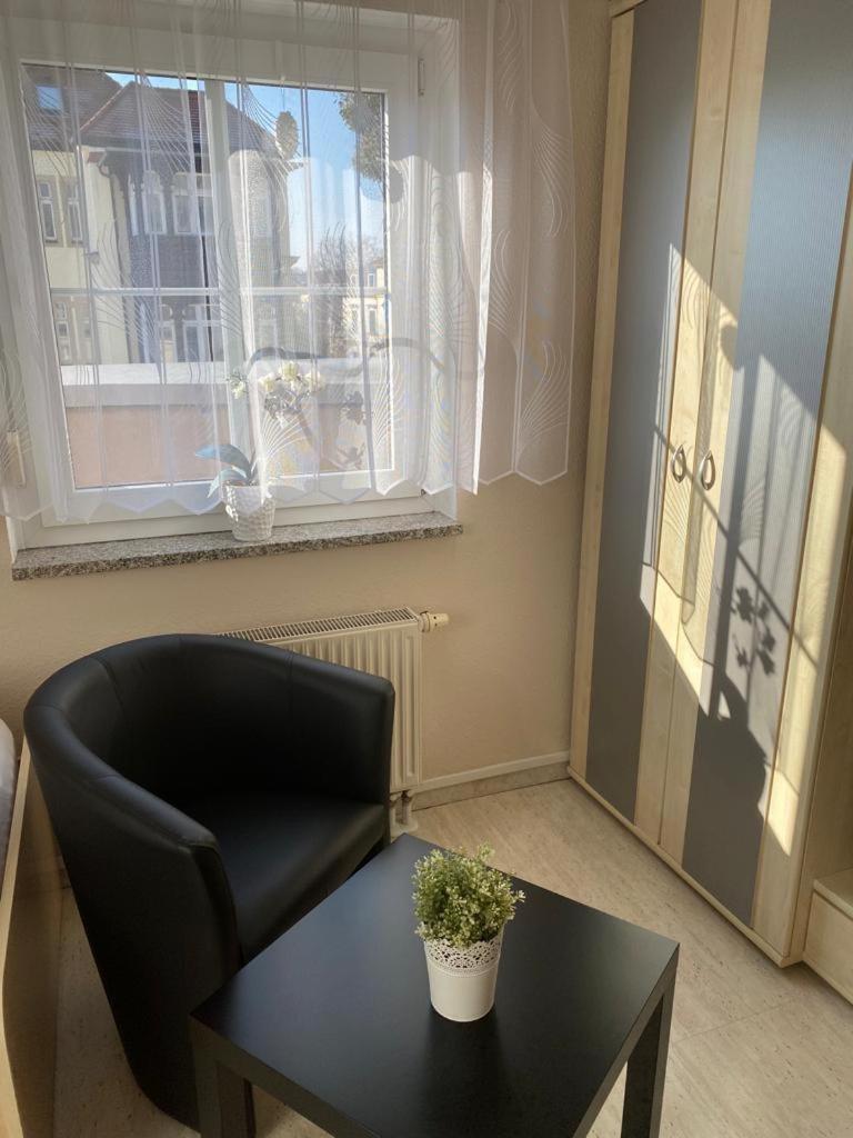 Apartments Und Zimmer Gaestehaus Matthias Drážďany Exteriér fotografie
